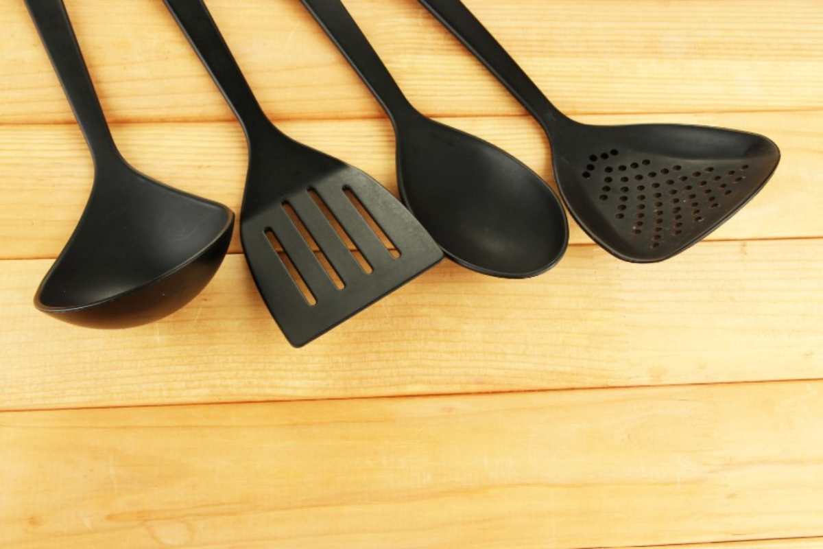 Attenzione utensili cucina