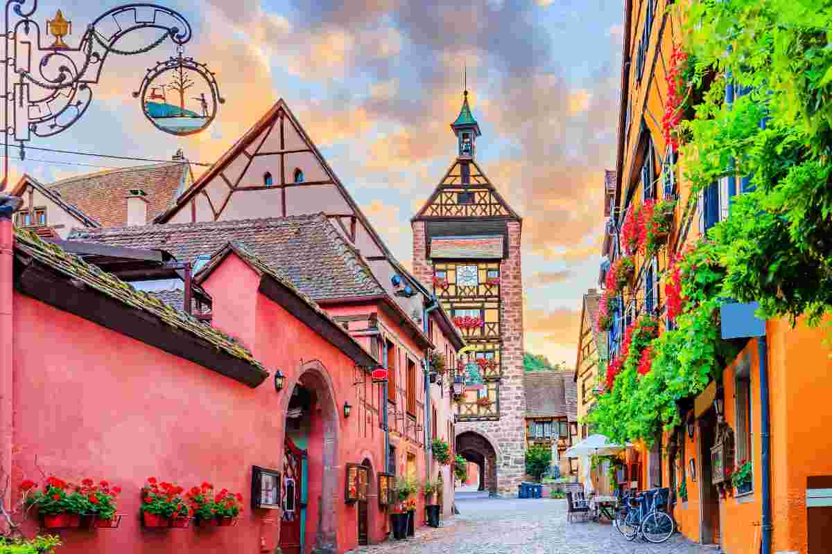 Il villaggio Disney esiste davvero, tra colori e magia