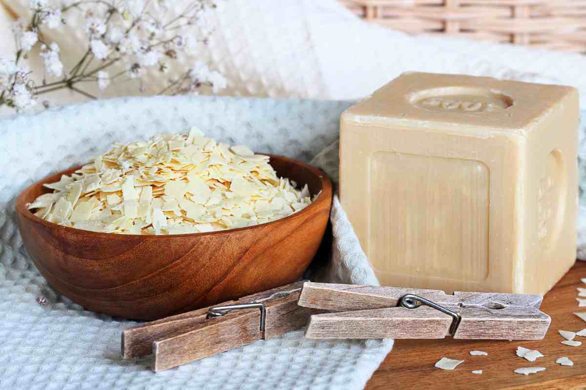 sapone di marsiglia scaglie