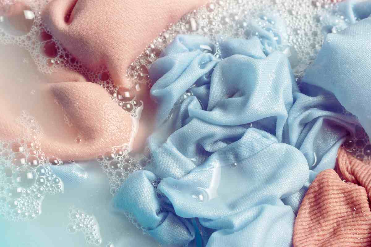 Il sapone della nonna che sgrassa meglio dei detersivi moderni