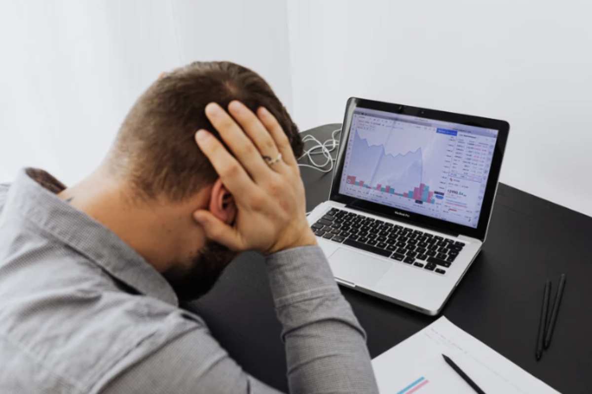 L’attuale scenario politico statunitense non contribuisce a dissipare i timori. Donald Trump, rieletto presidente nel 2025