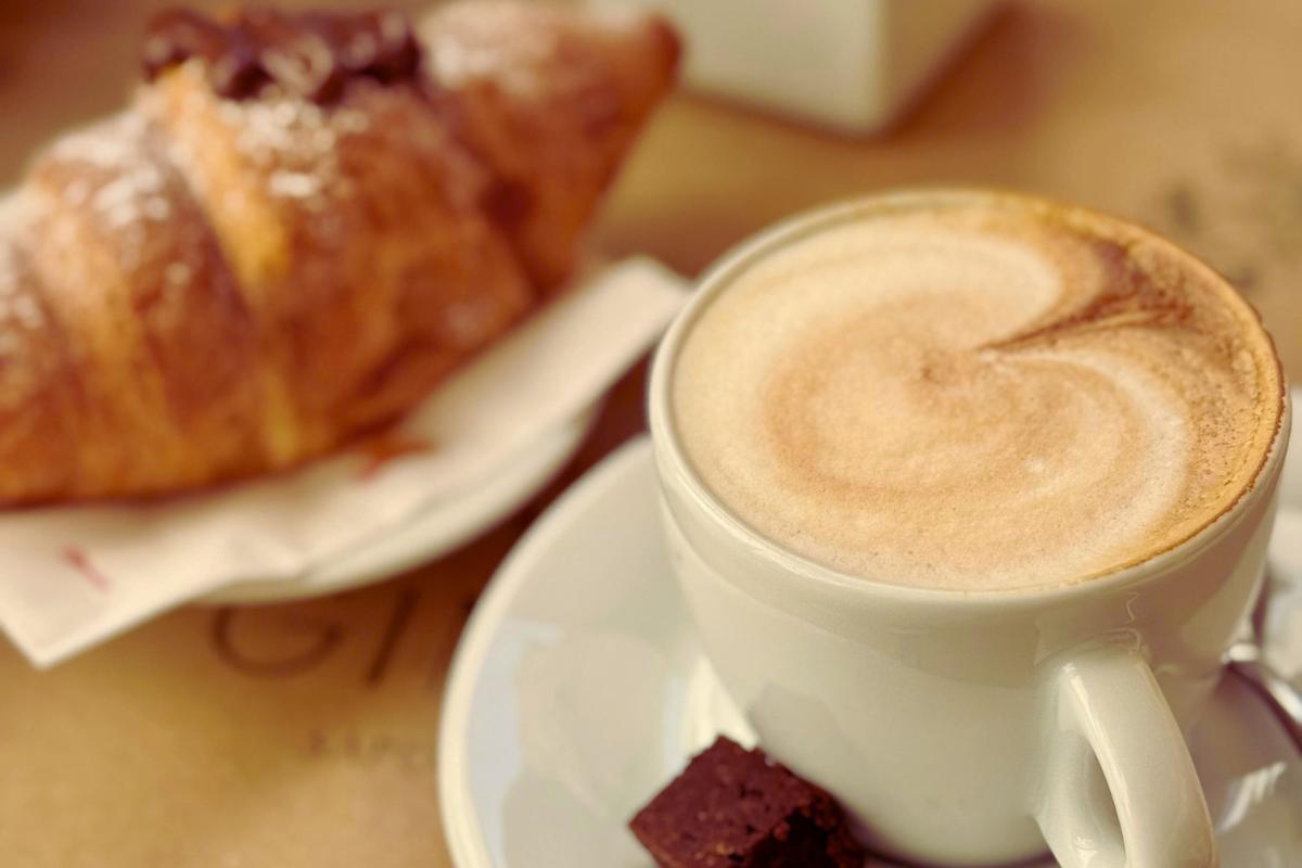 cappuccino perfetto, facilissimo da fare a casa con questo trucco