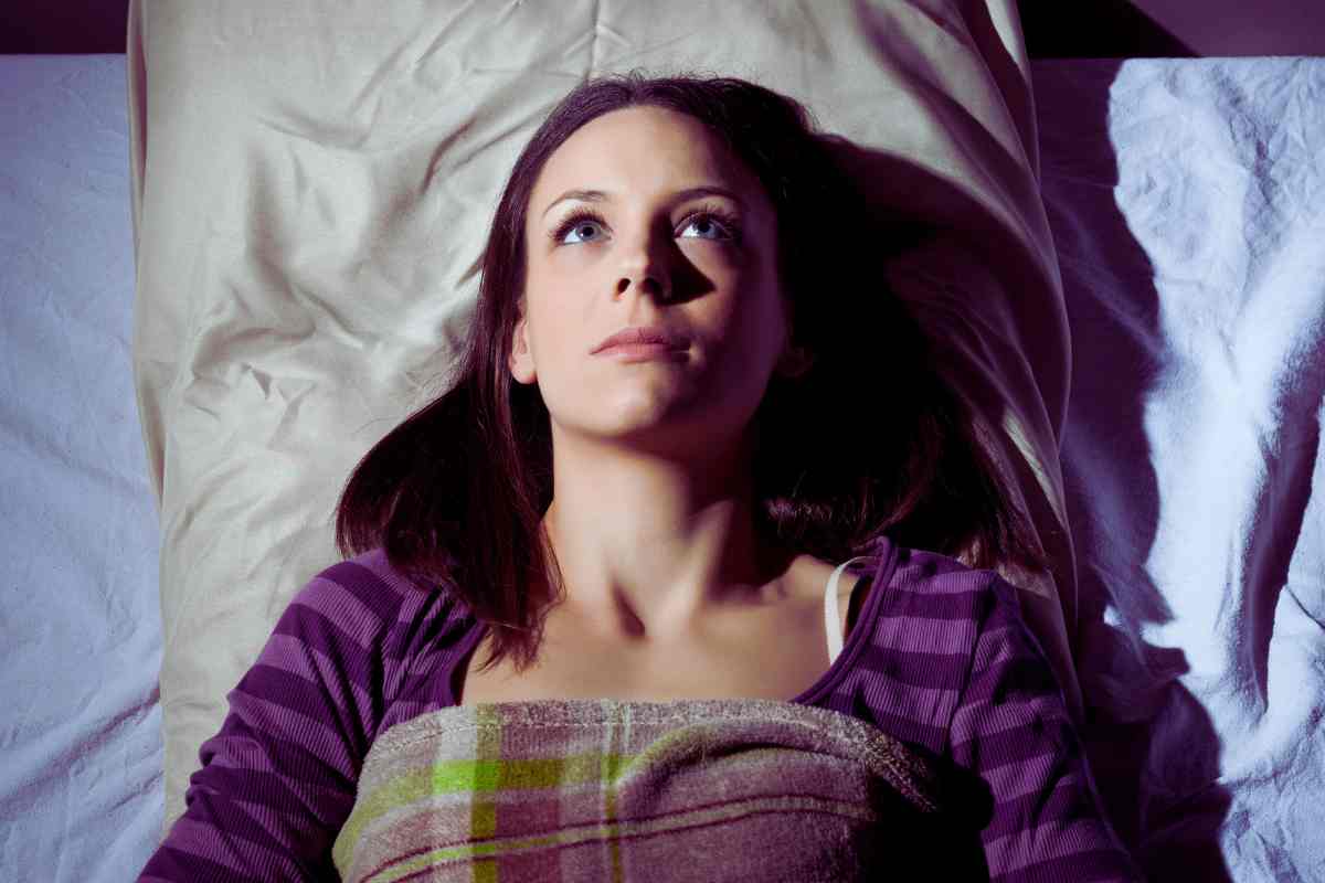 Dormi male? Colpa del letto: come posizionarlo secondo Feng Shui