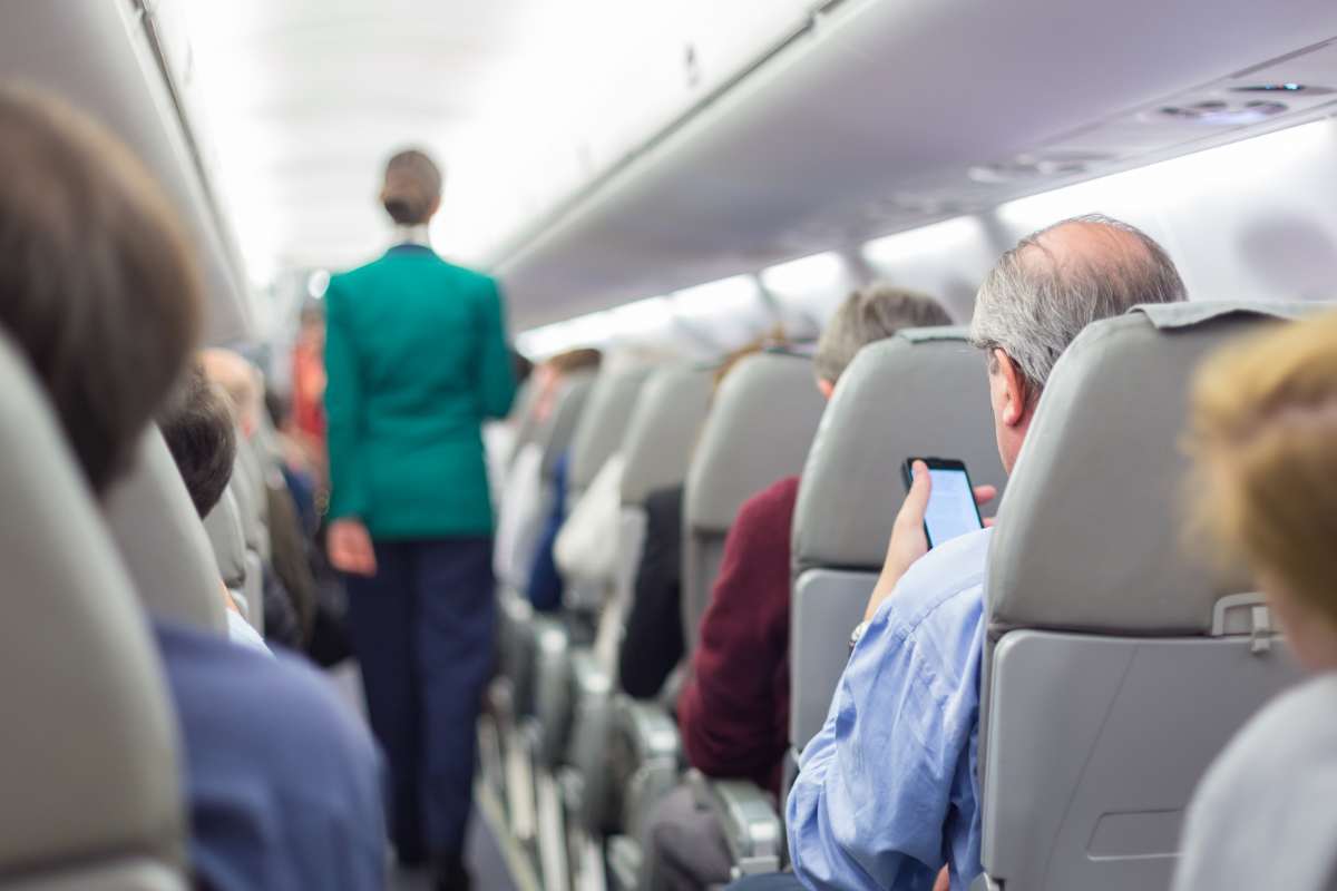 aereo hostess passeggeri