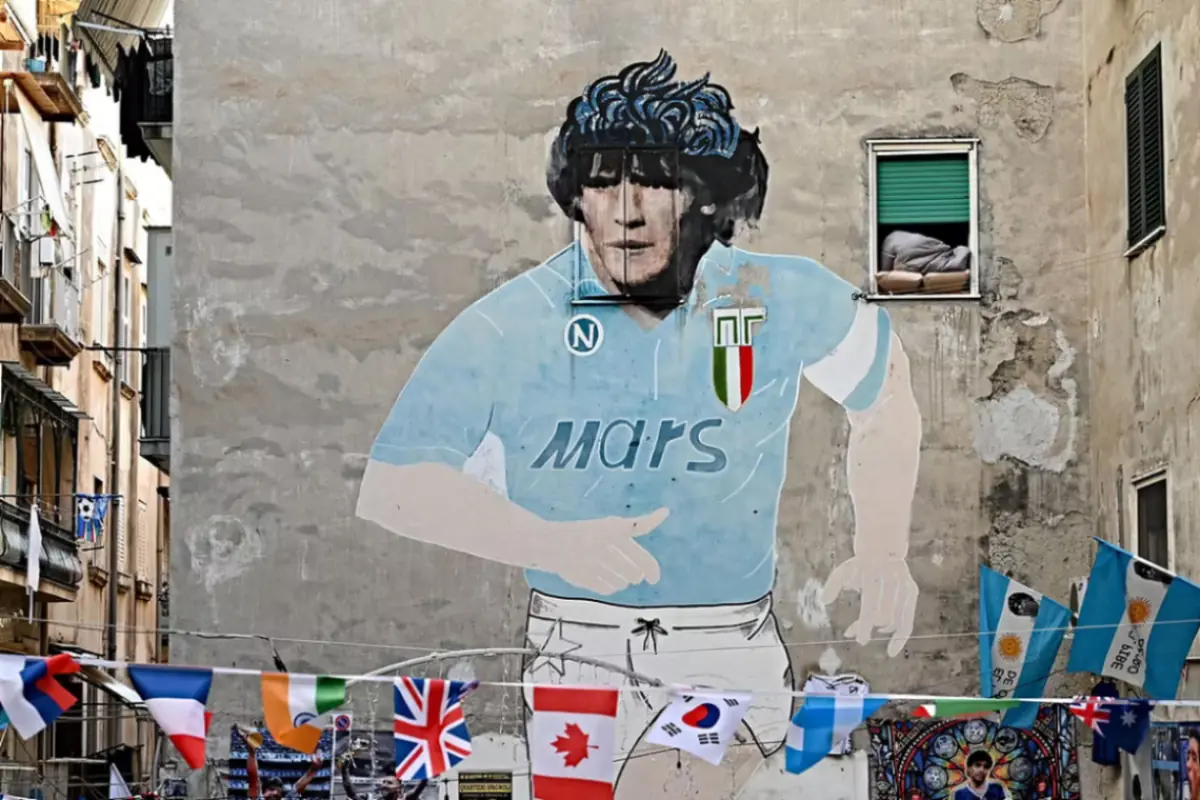 Napoli e Maradona: viaggio nei luoghi dove il mito è ancora vivo